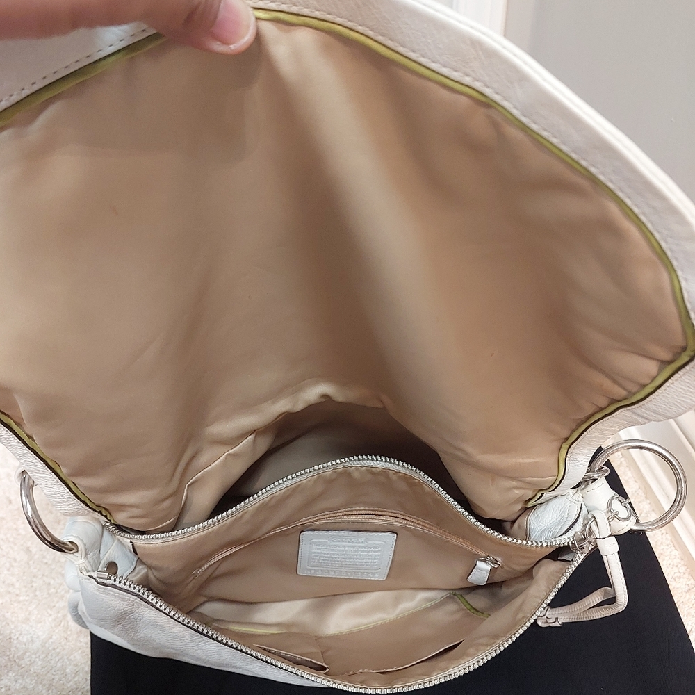 Authentic Michael Kors - Picture 4 of 4